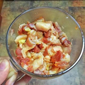 白玉菇五花肉炒苹果～重口味中的小清新～的做法 步骤1
