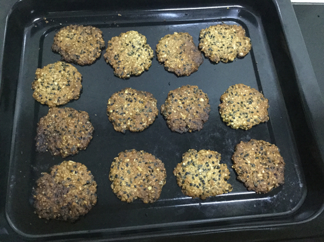 黑芝麻燕麦高纤饼干（无添加，另含植物油减脂配方）
