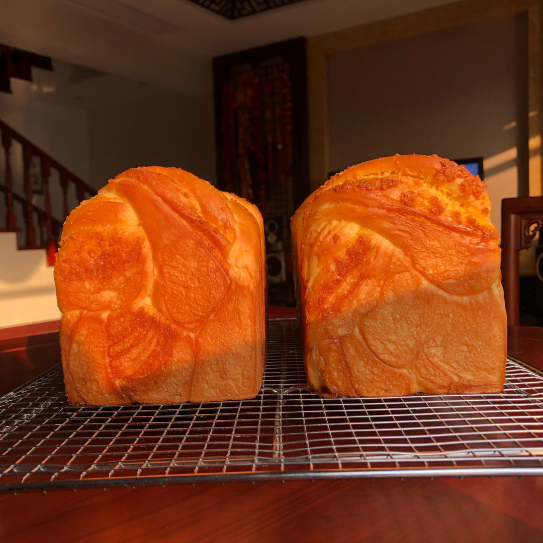 椰蓉满满吐司！幸福的味道。