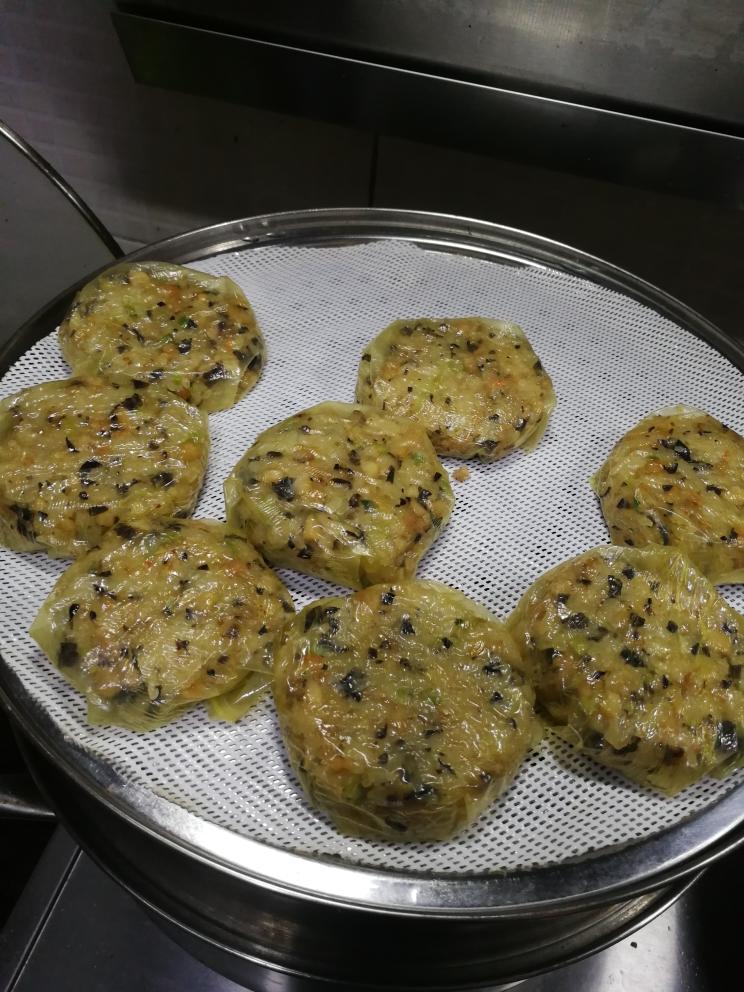 粤式早点腐皮糯米饼