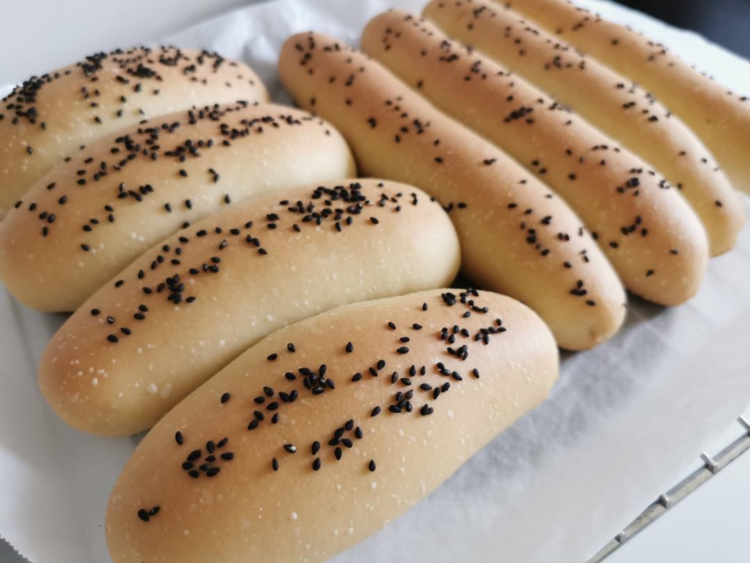 如云朵般☁️ 软白淡奶油餐包｜消耗淡奶油