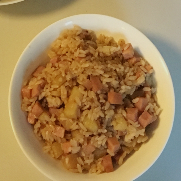 土豆焖饭（电饭锅版）