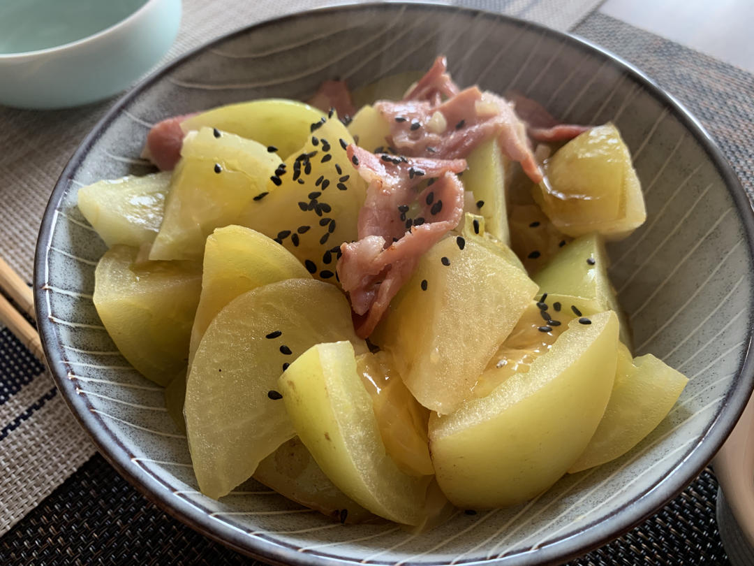春之味·青番茄炒腊肉
