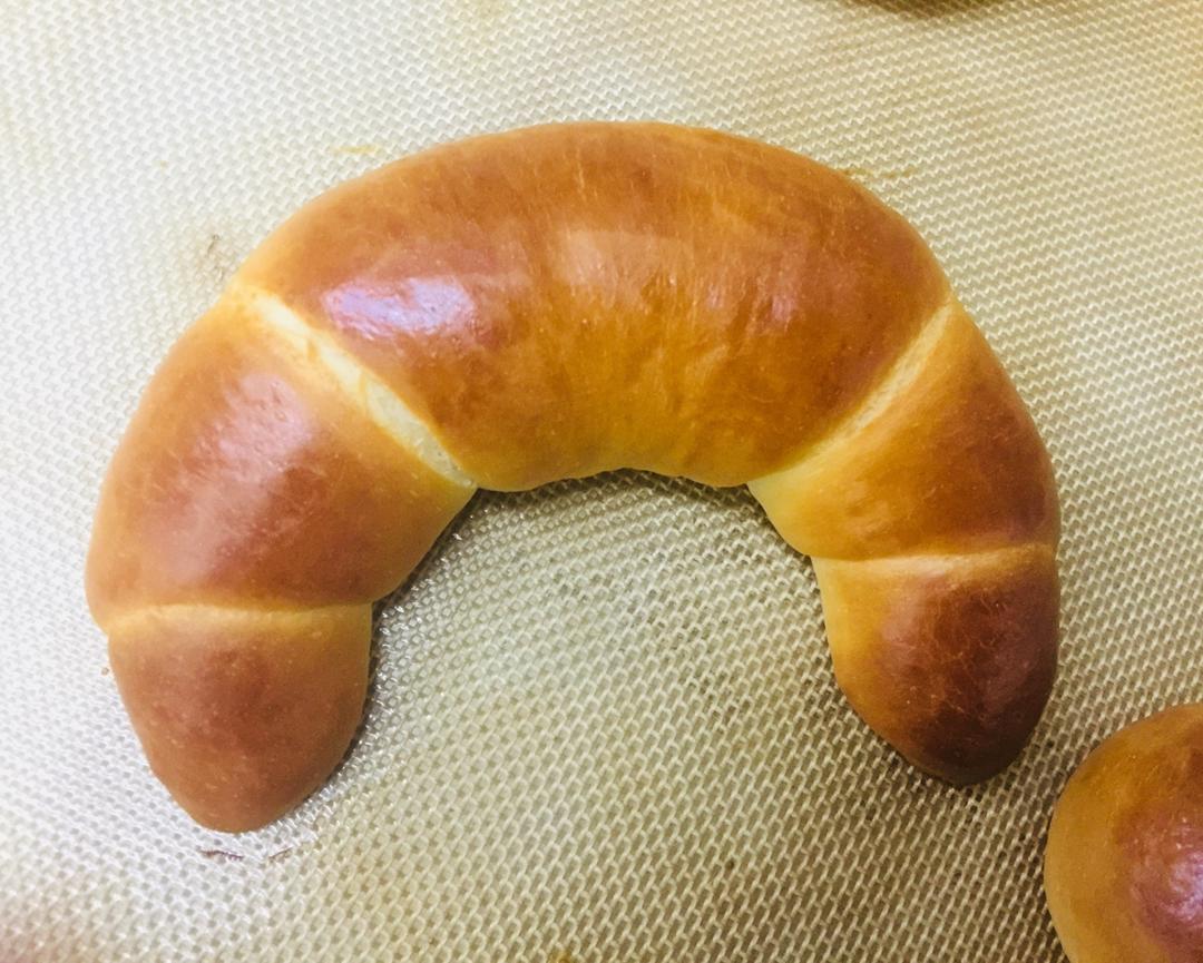 乳酪牛角面包