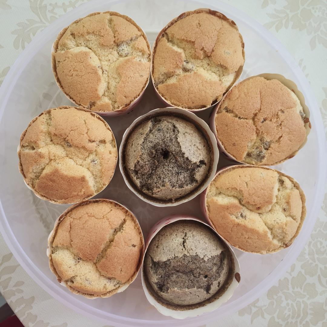 软绵绵戚风纸杯蛋糕