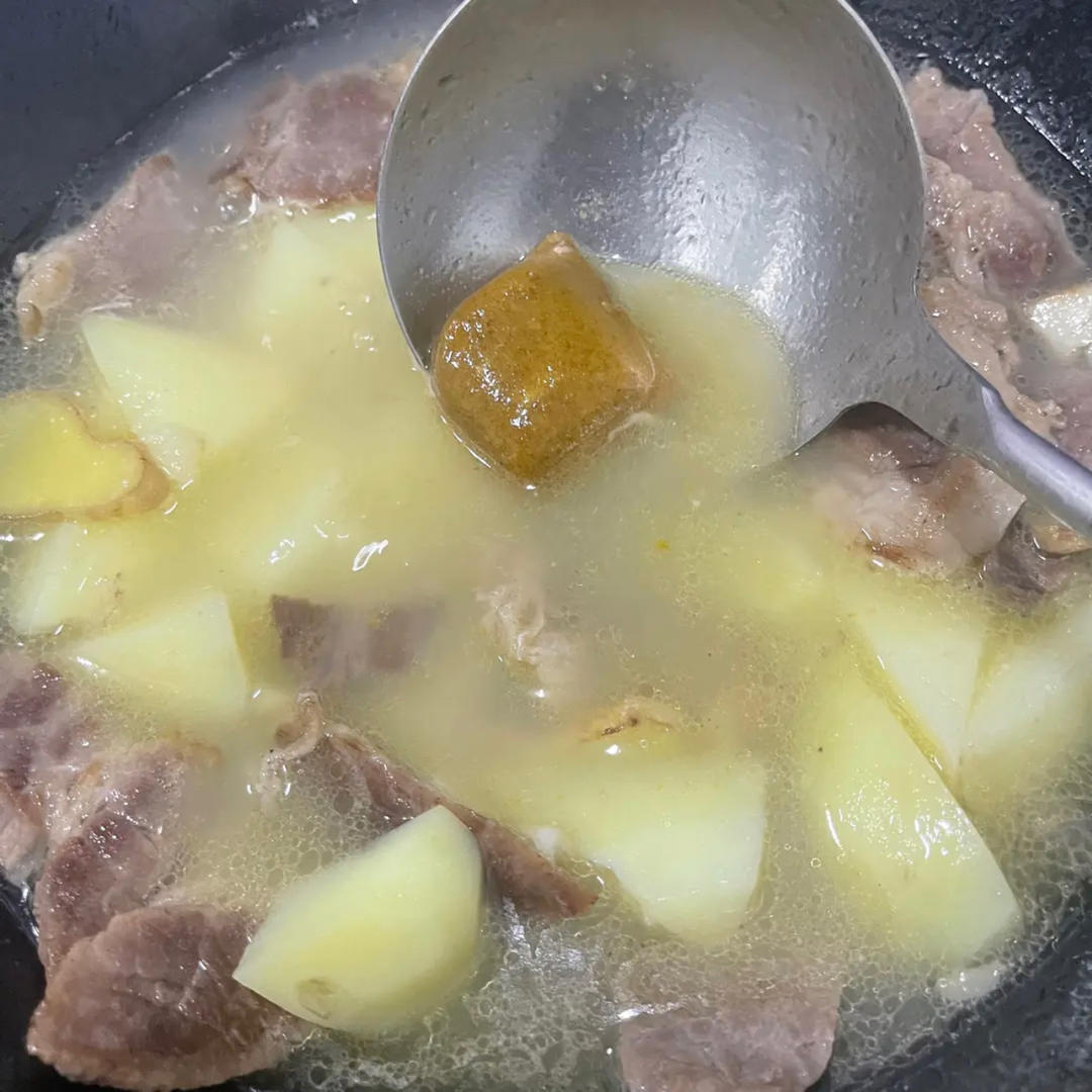 澳洲牛肉｜咖喱土豆炖牛肉的做法 步骤7