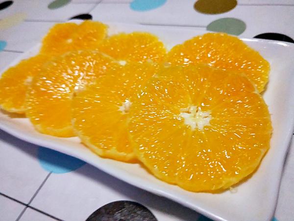 切橙子(晶莹剔透)