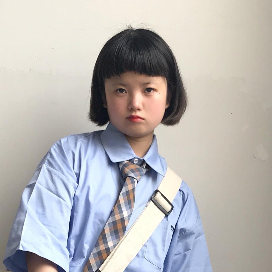 草莓味的Hester
