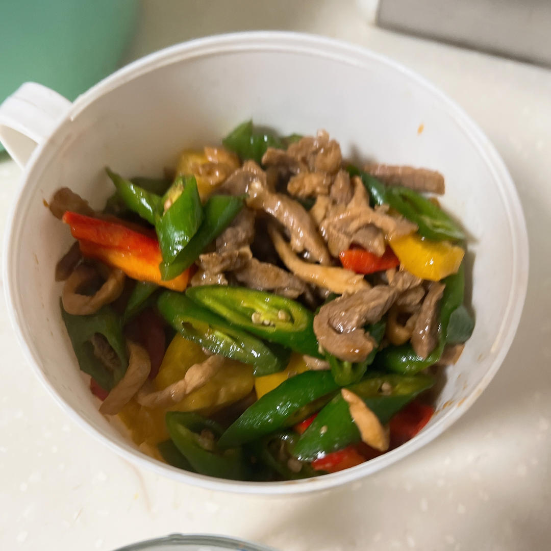 巨简单的青椒肉丝