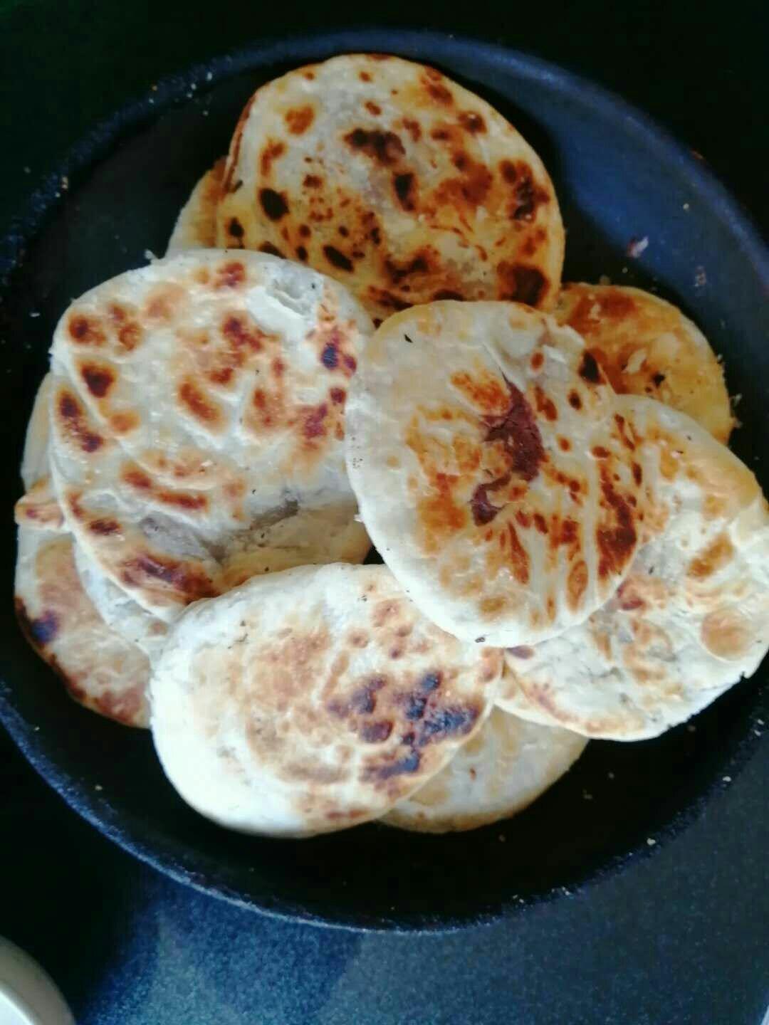 平底锅版酥掉渣豆沙小酥饼