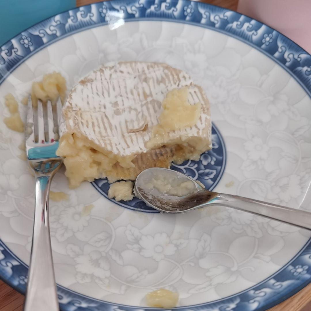 【生酮keto】快手早餐微波炉热烤布里奶酪