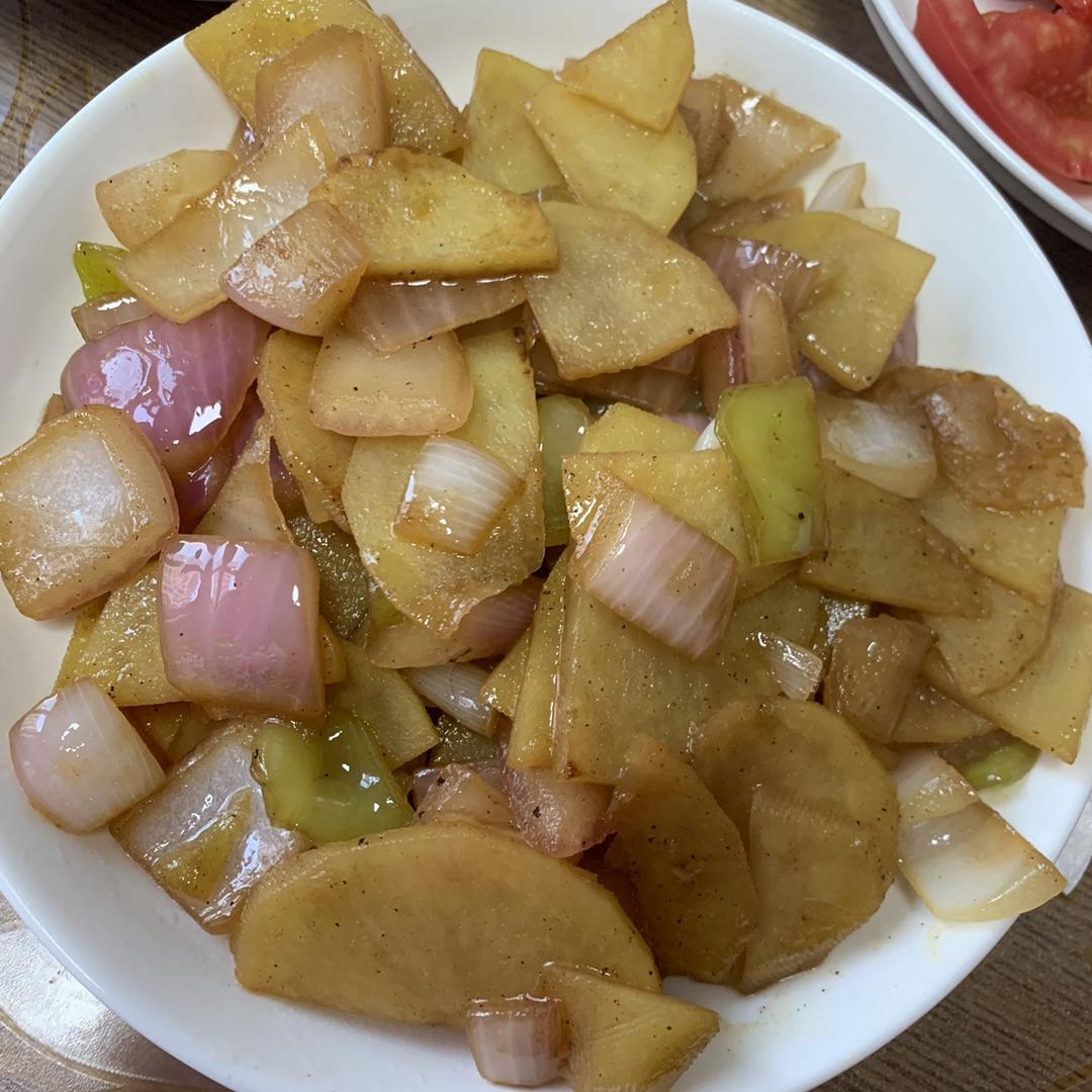 洋葱青椒炒土豆