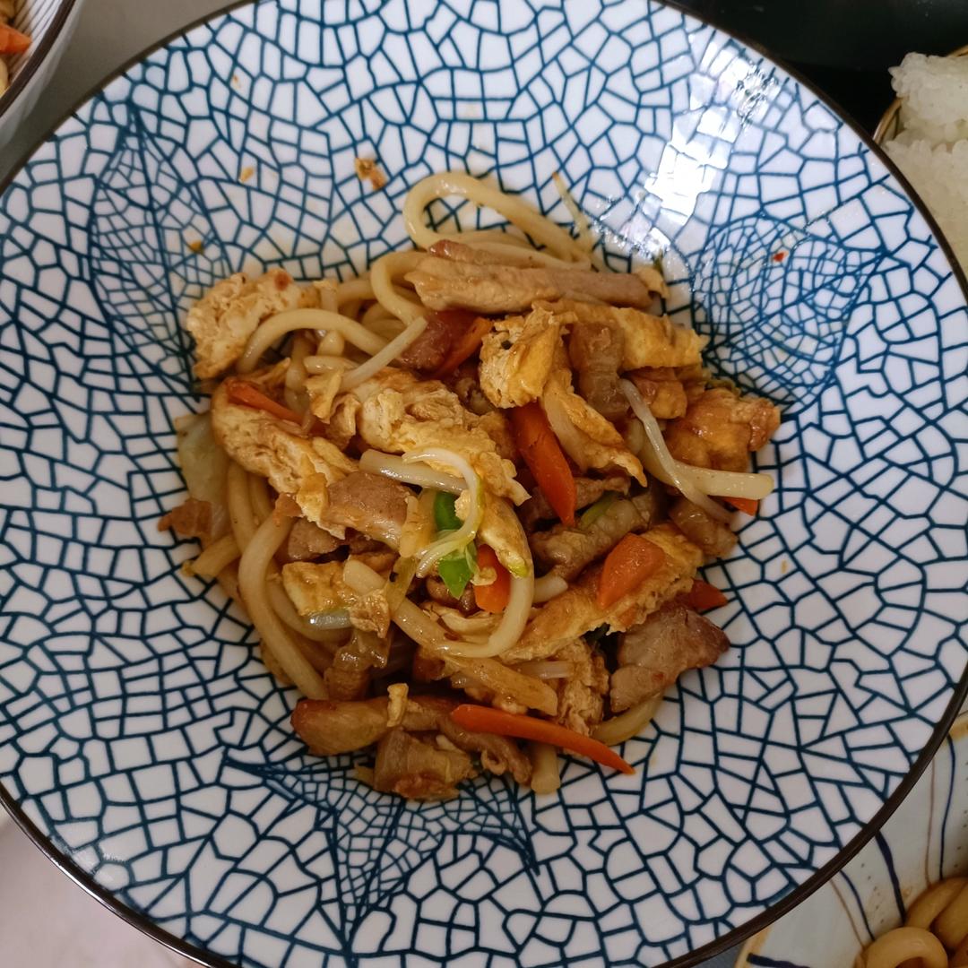 【好吃到舔盘的乌冬面】