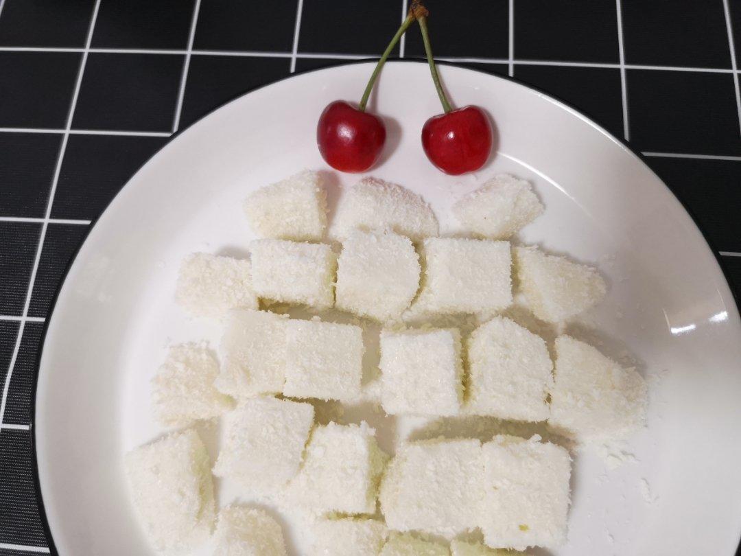 太棒啦！1个方子，做出2道口味一流的甜品！——椰奶小方&炸鲜奶