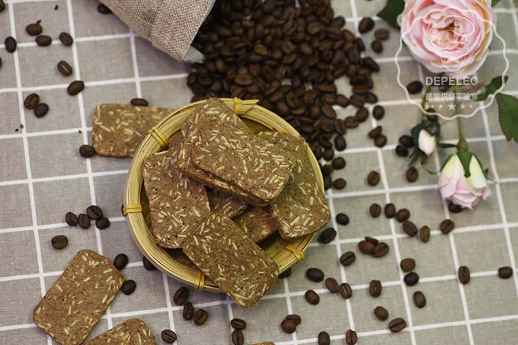 德普烘焙食谱—咖啡杏仁曲奇的做法