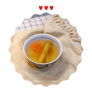 小朋友喜爱的茅根竹蔗胡萝卜水，这次加入了香茅和柑橘🍊的做法 步骤9