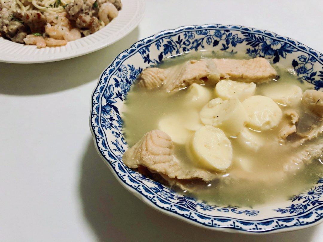 三文鱼骨豆腐味增汤
