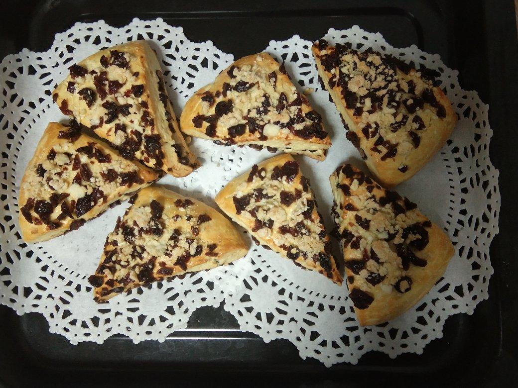 满屋飘香，口口都是满足——酥松香甜的蔓越莓蜜豆司康