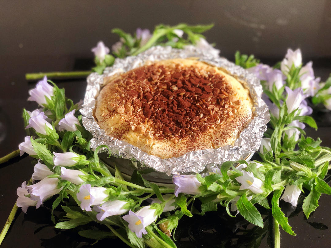 老少皆宜！甜品店卖爆了的咸奶油杏仁蛋糕卷