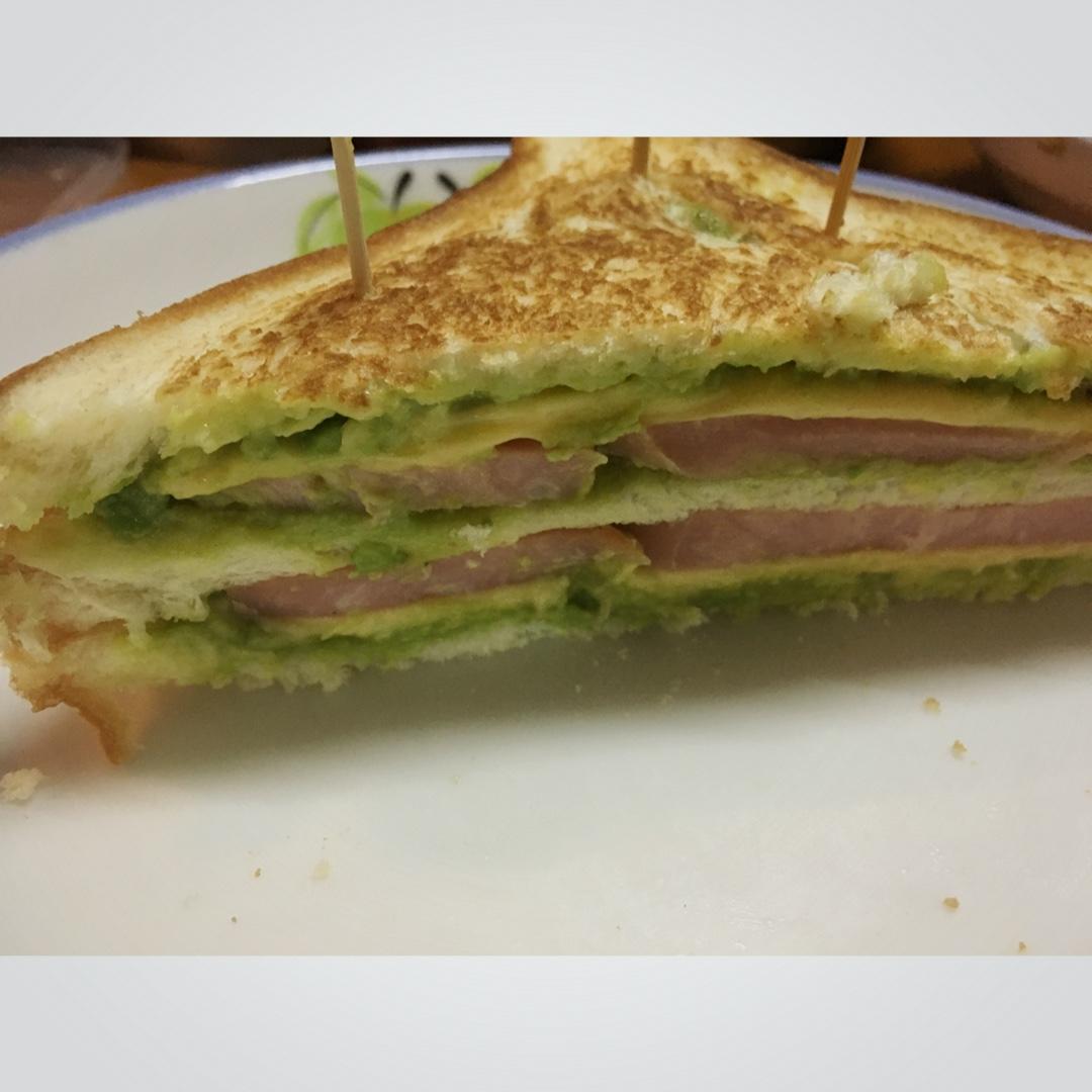 牛油果早餐三明治 Avocado Breakfast Toasted Sandwich