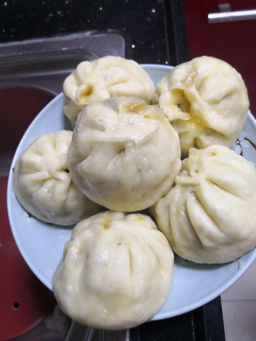 胡萝卜羊肉包子