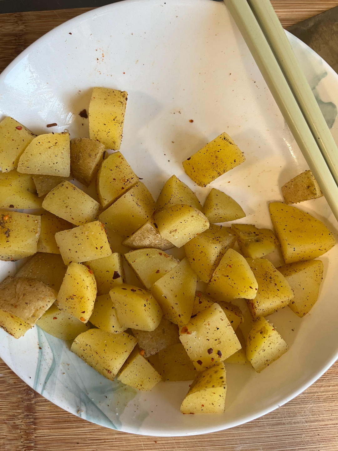 空气炸锅少油香酥椒盐土豆 秒光盘