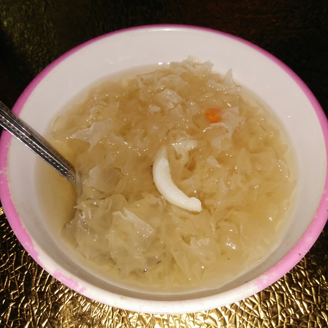 百合红枣银耳汤