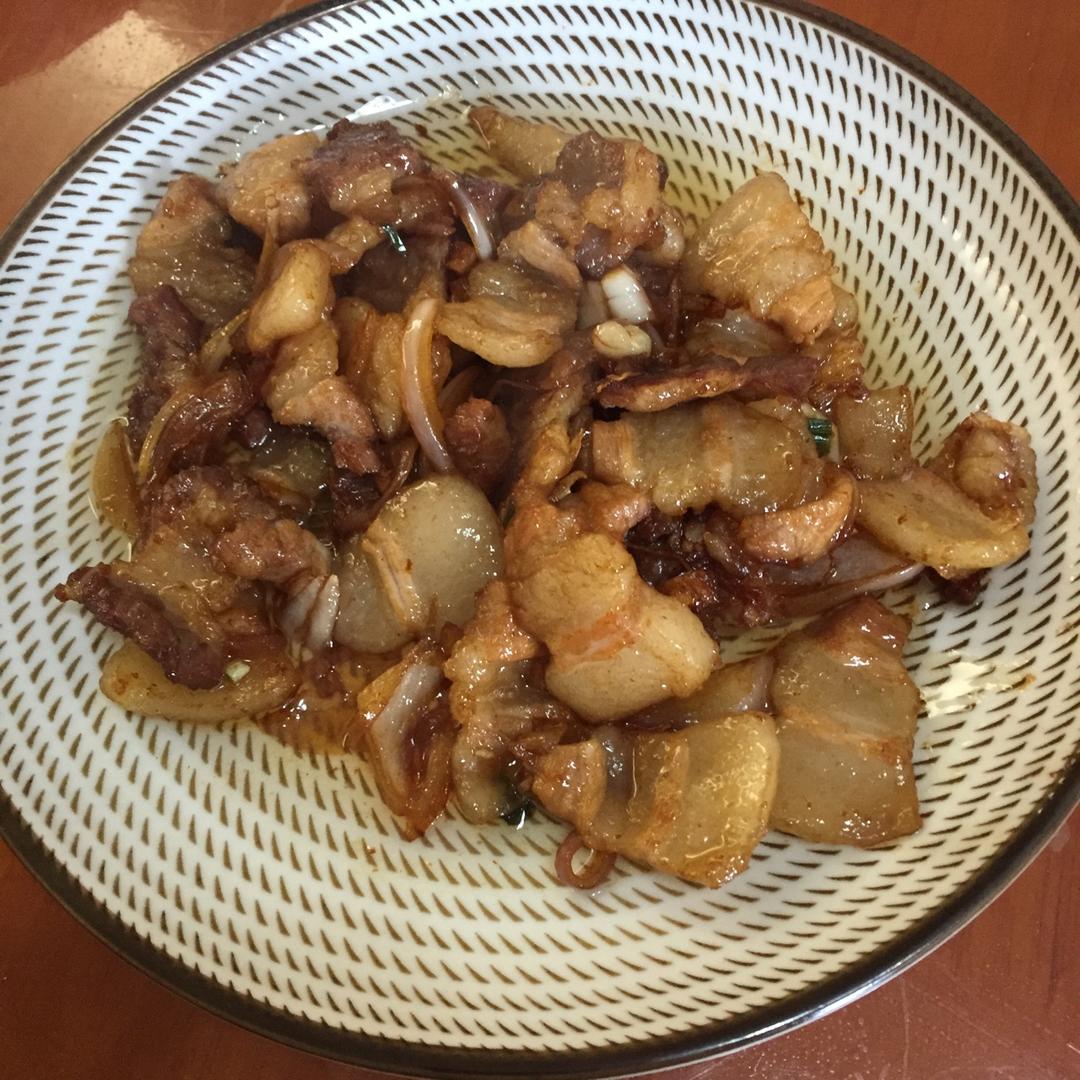 洋葱炒肉