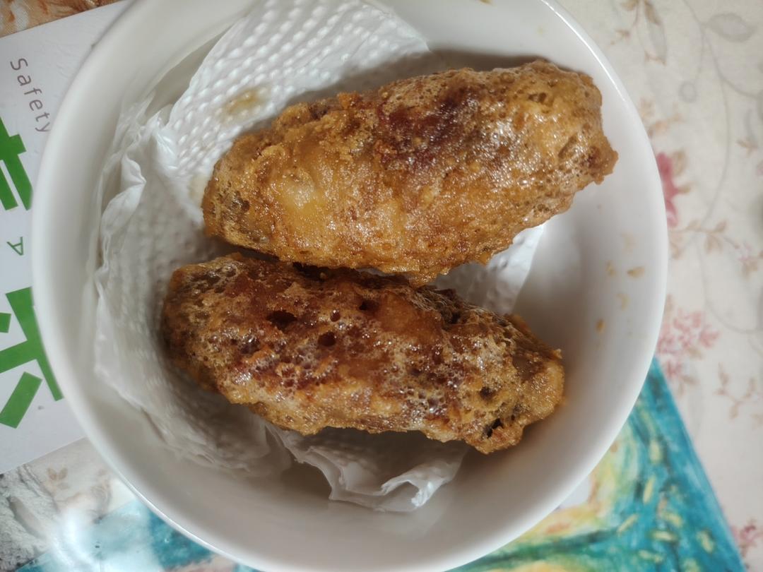 【鸡翅新吃法】咸蛋黄焗鸡翅