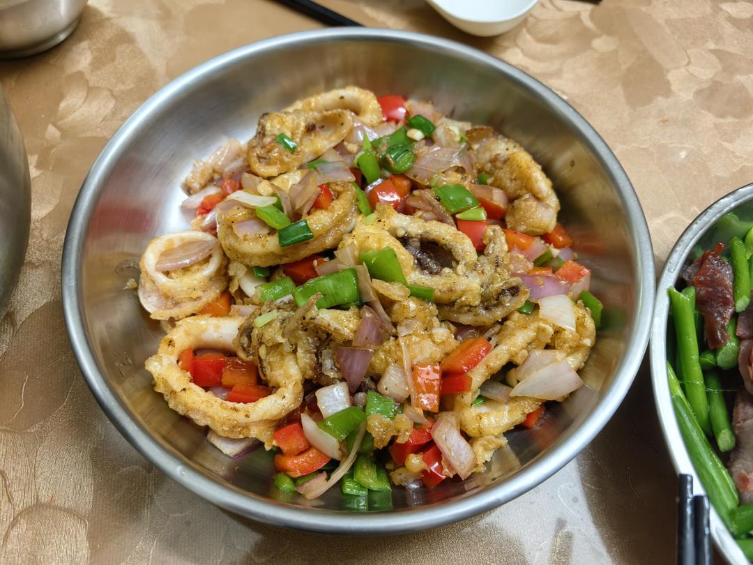 椒盐鱿鱼须