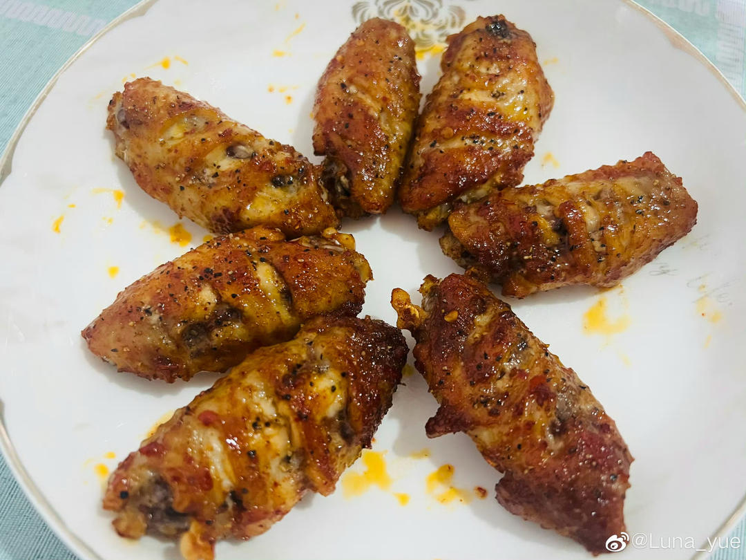 黑胡椒鸡翅的做法
