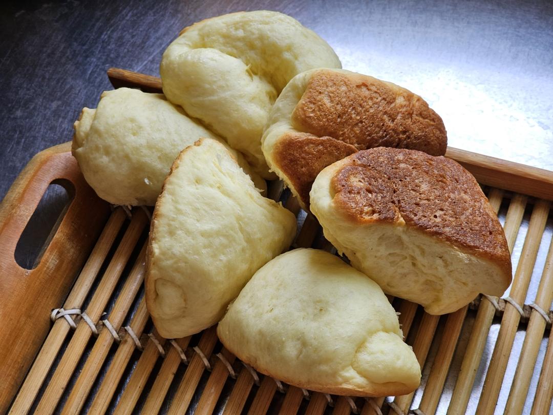 脆底蜂蜜小面包