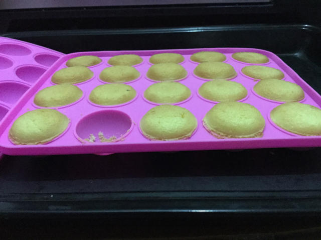 《Tinrry下午茶》教你做棒棒糖蛋糕