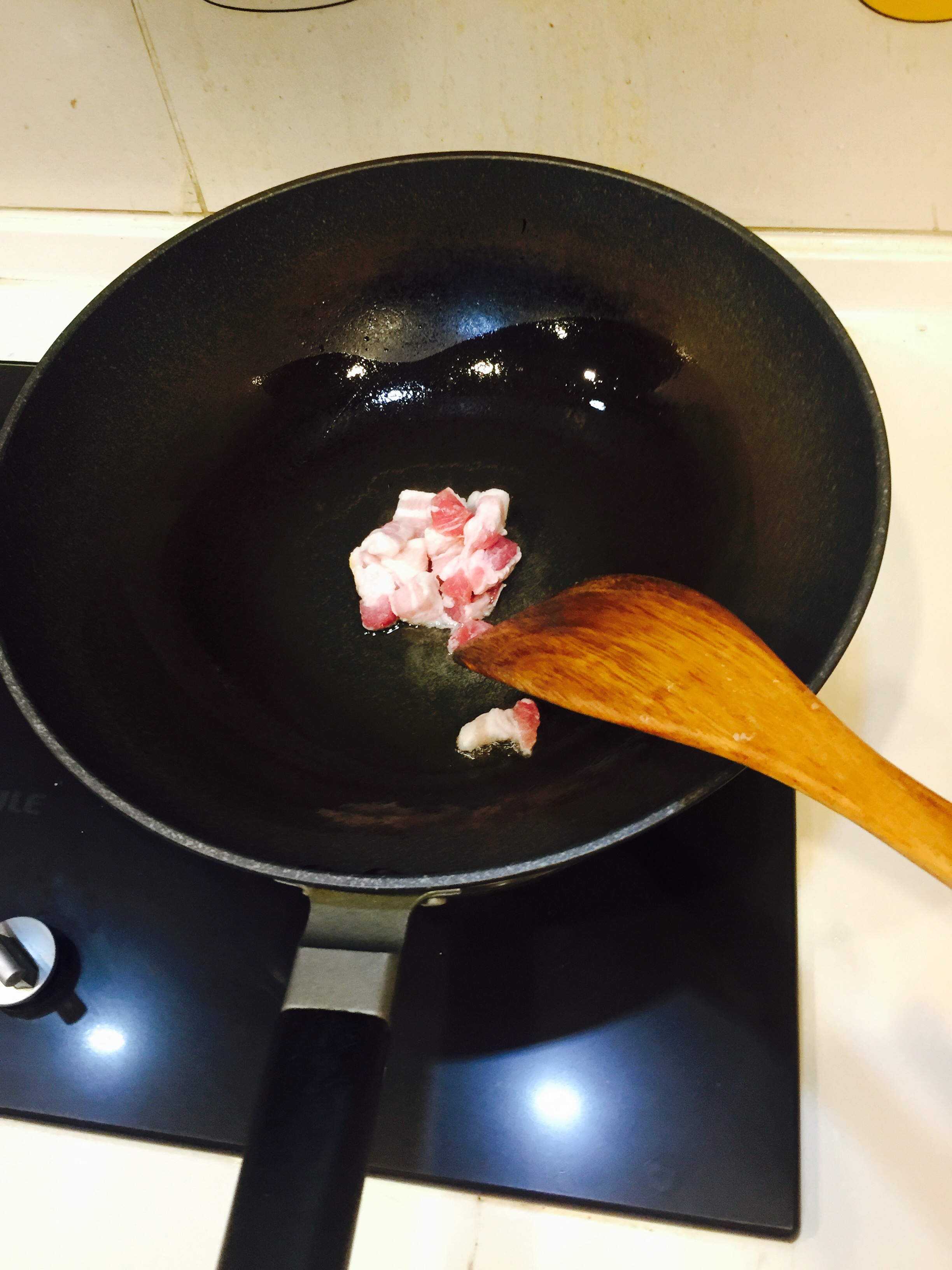 蚝油鲜蘑炒肉片的做法 步骤5