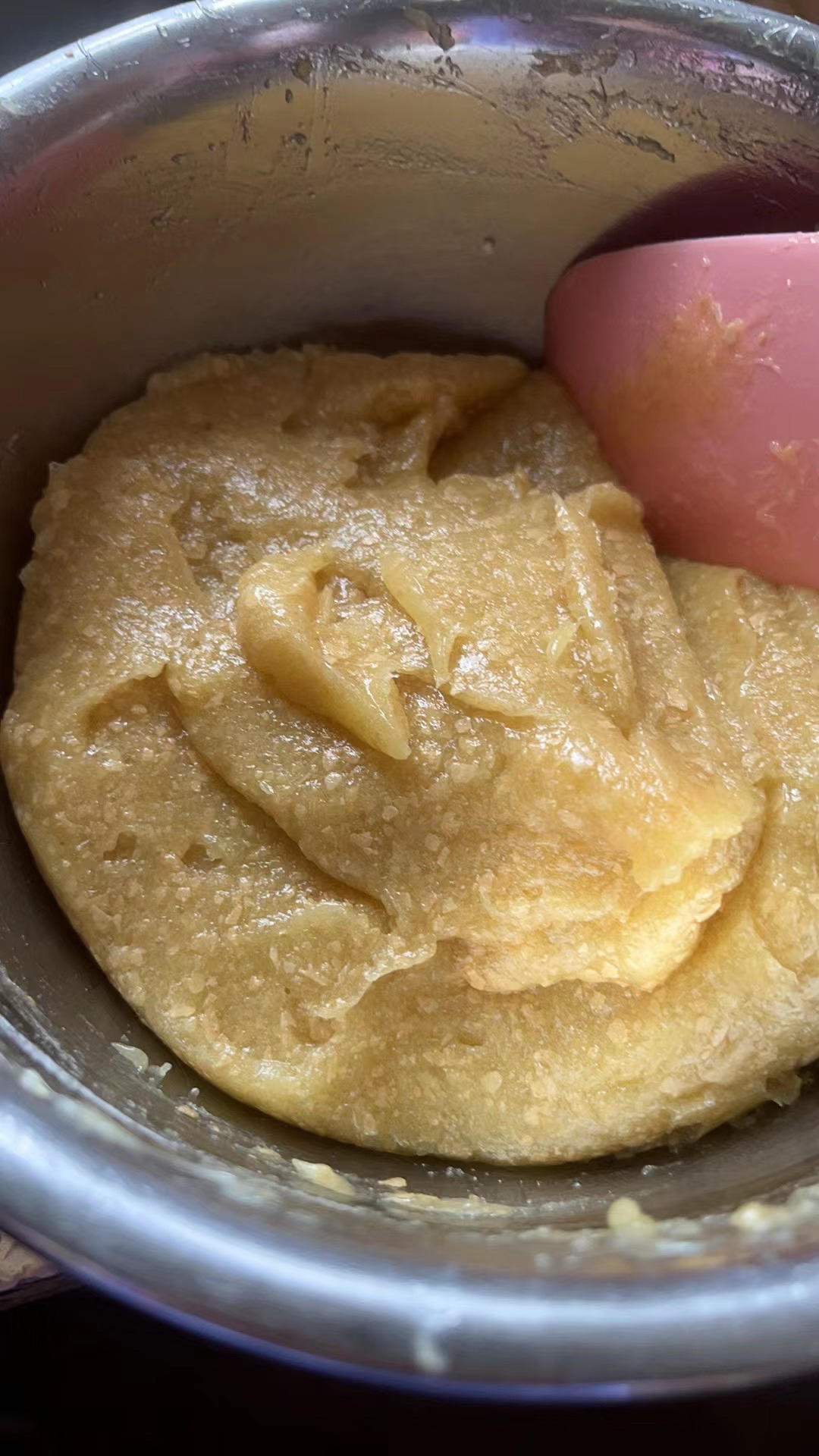 酒店金丝燕麦包的麦香馅！