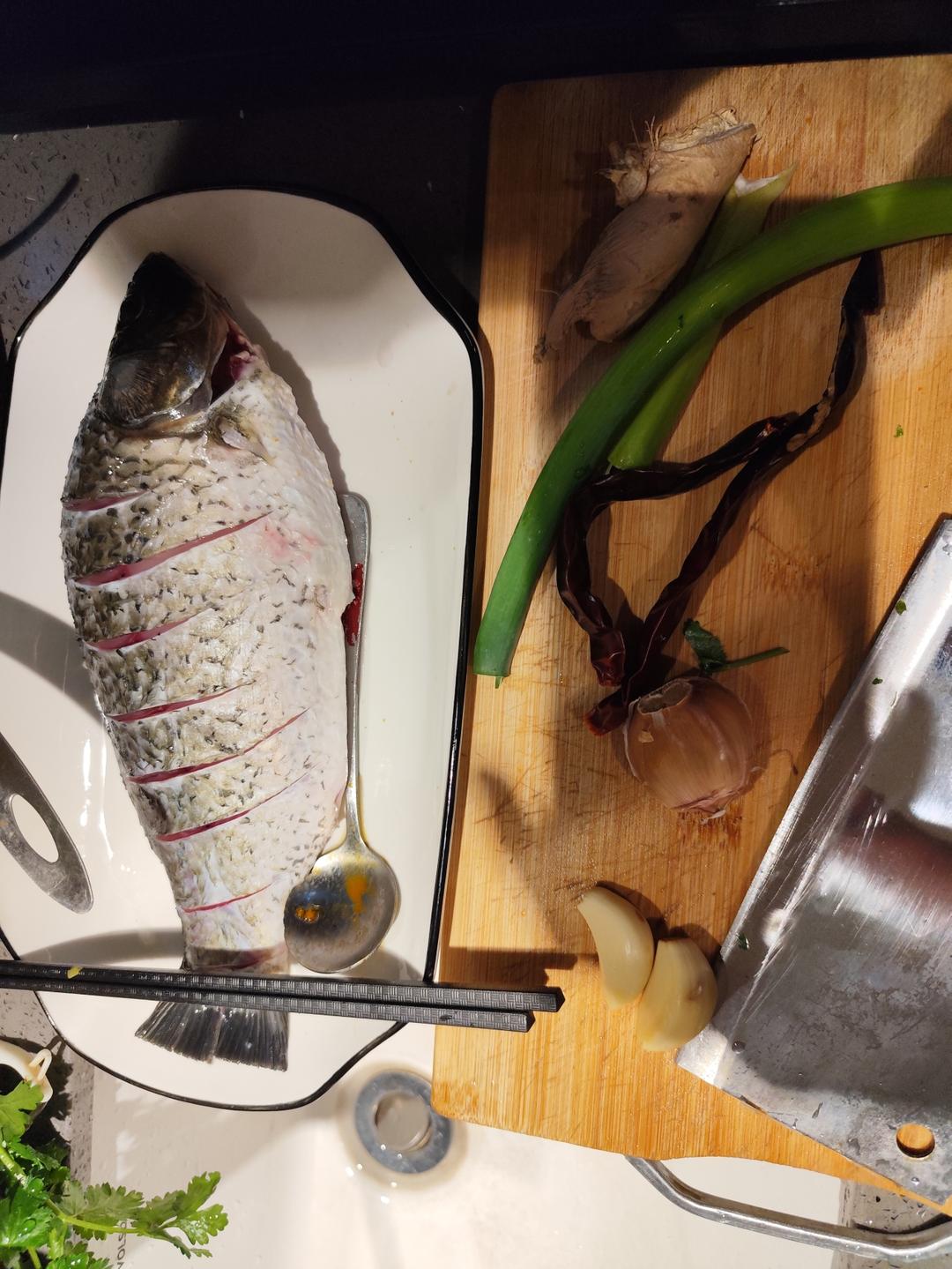 红烧鲫鱼(煎鱼)