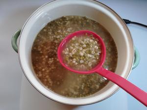 百合绿豆薏仁粥的做法 步骤9