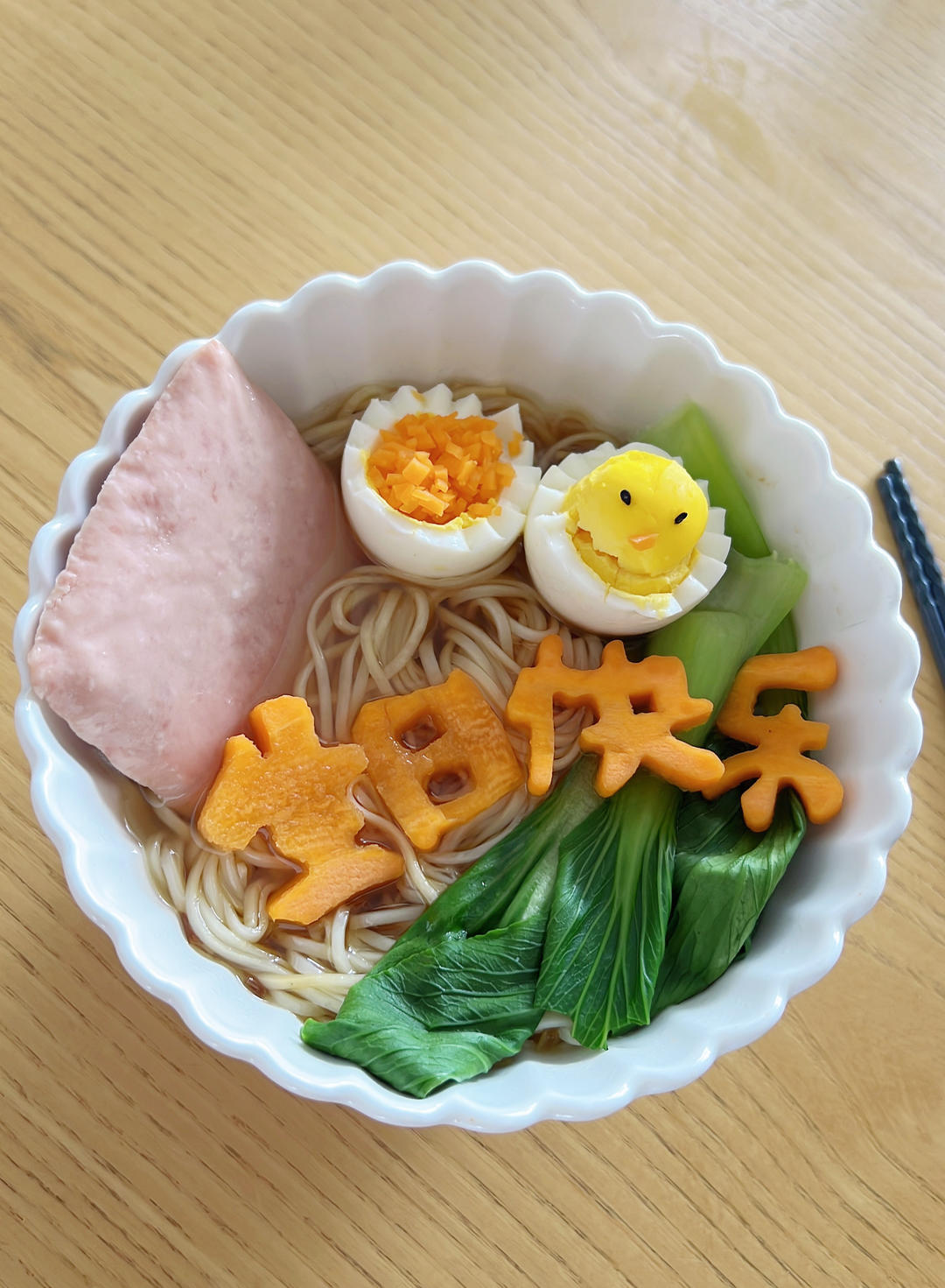 早餐来一碗清汤面，色香味俱全！