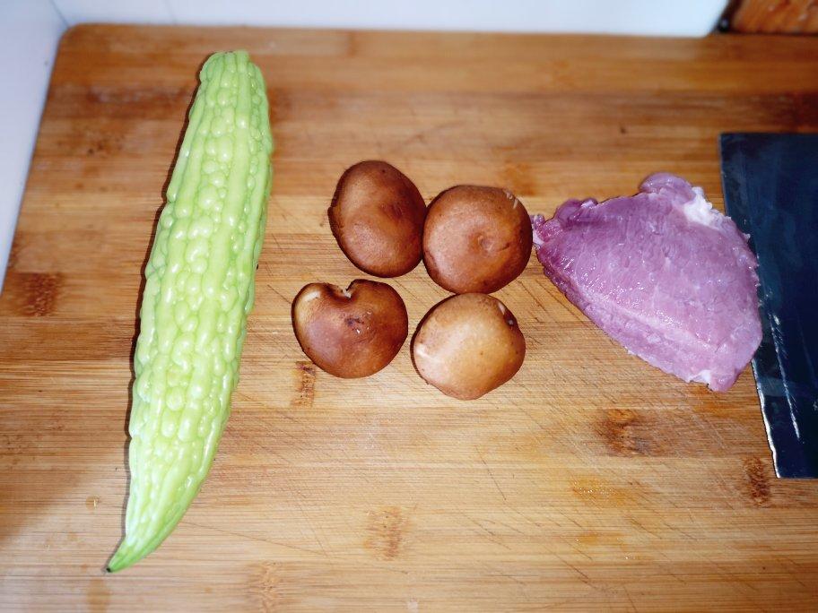 苦瓜酿肉【8月北鼎蒸炖锅食谱】