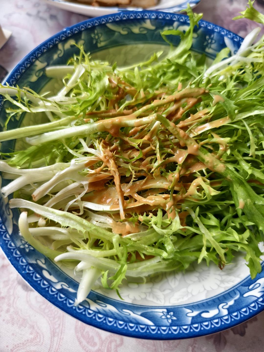 孩子也爱吃的解暑菜～麻酱拌苦菊