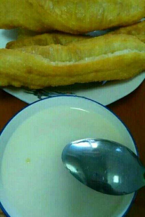 炸油条-如何炸大孔又香脆的油条