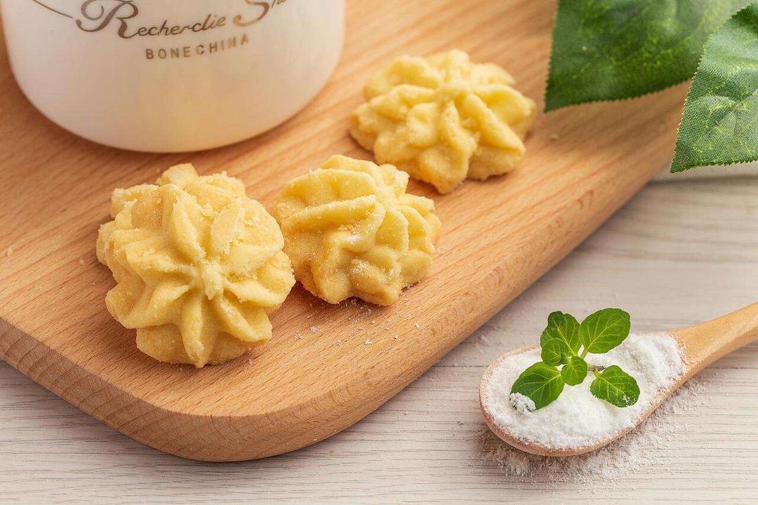 那超级简单的曲奇(特别酥，不用软化黄油)的做法