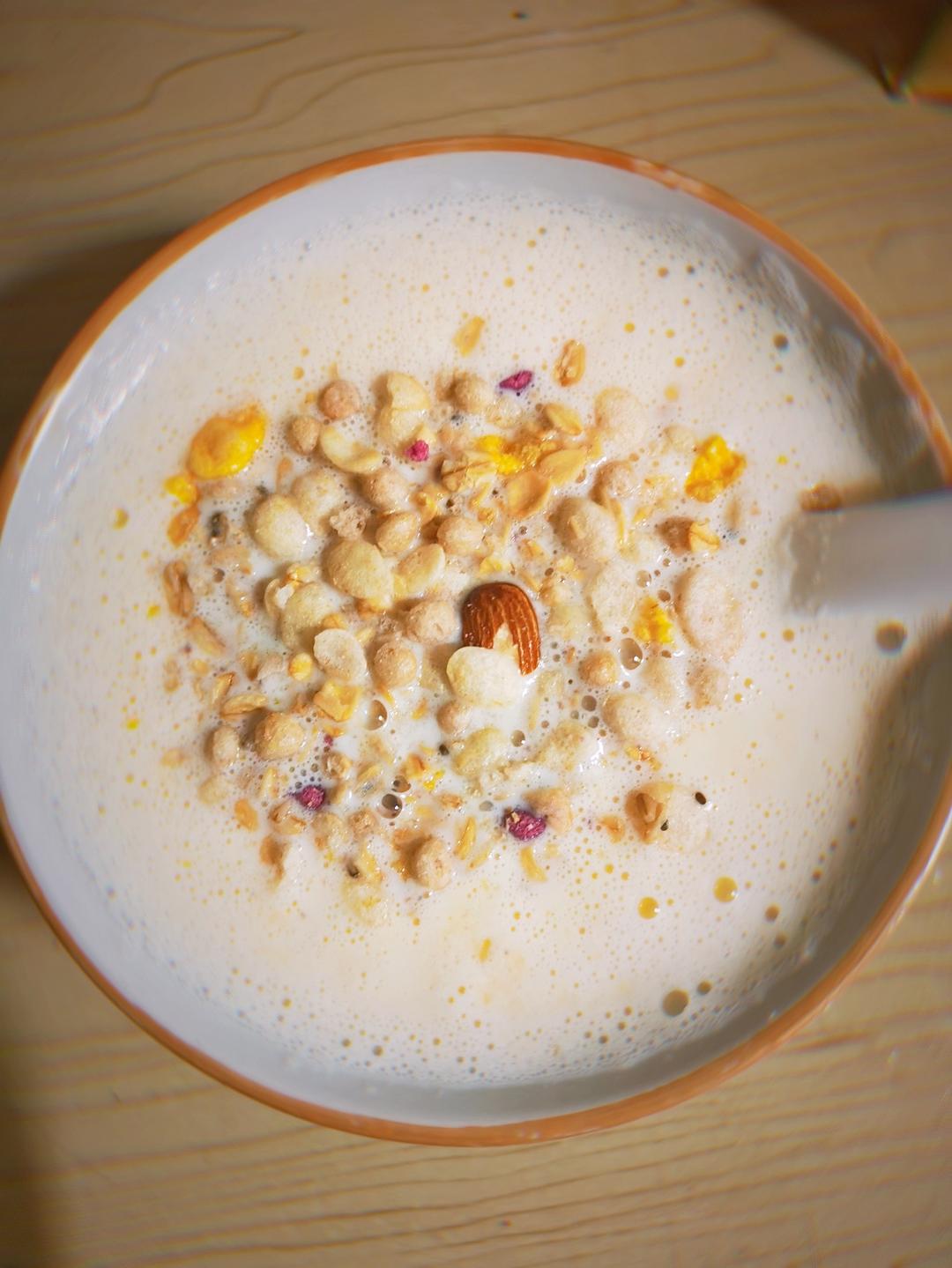 秋冬快手甜品，牛奶鸡蛋醪糟，好喝到词穷