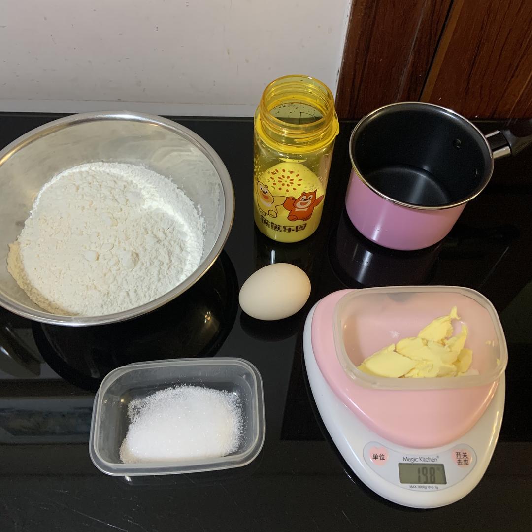 纯奶手撕吐司的做法 步骤1