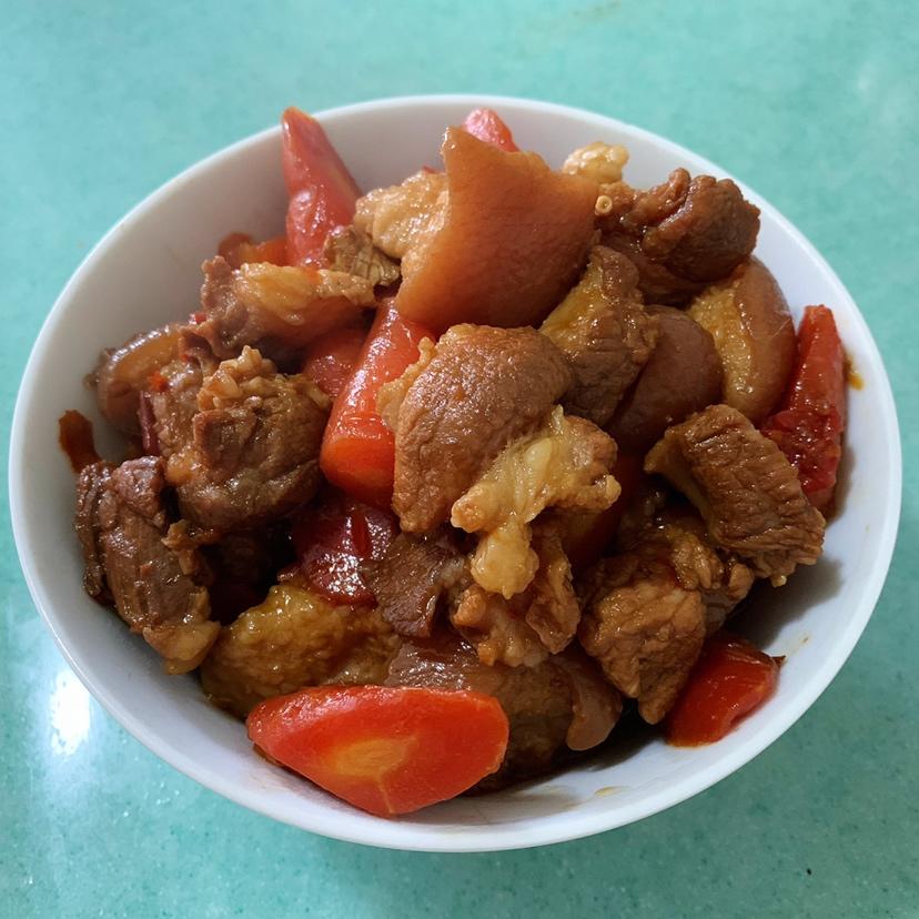 红萝卜烧肉的做法