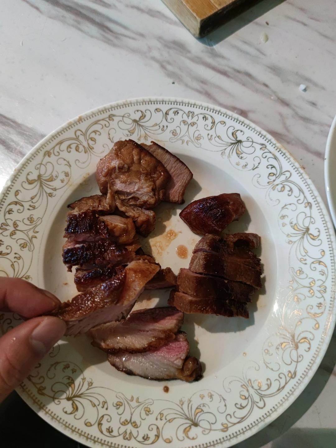 【女儿连干两碗饭】超级简单的家庭版不用烤箱的叉烧也可以用电饭煲零难度下饭神器