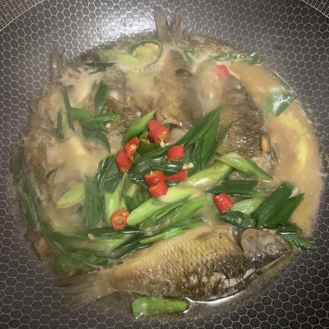 香焖禾花鱼