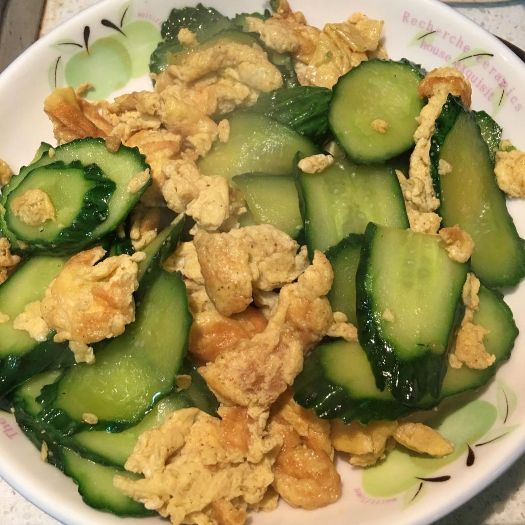 黄瓜炒蛋