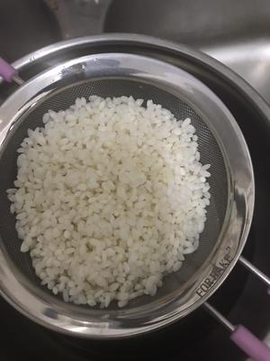 自制粉蒸肉米粉的做法 步骤1
