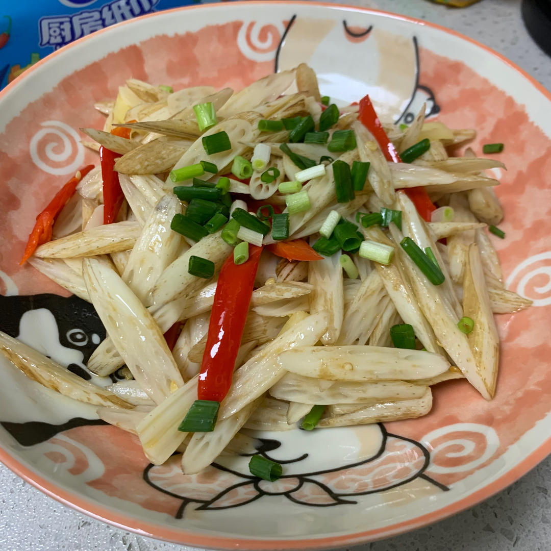 酸辣藕带：藕宝宝，原来这么好吃！【曼食慢语】